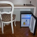 Via Mazzini Стреза