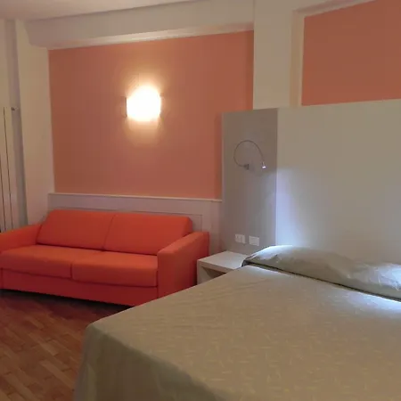 Via Mazzini Bed & Breakfast 2*
